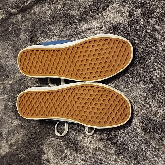 VANS Light and Dark Blue  Sneakers Womens Size 7.5 Mens Size 6 - Picture 2 of 5